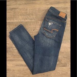 NWOT American Eagle Destroyed Skinny Jeans 4